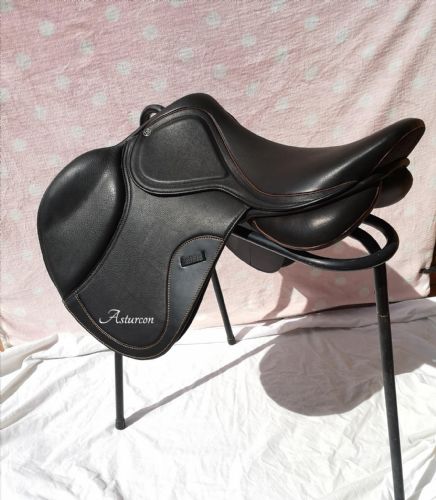 Jump Saddle Omega